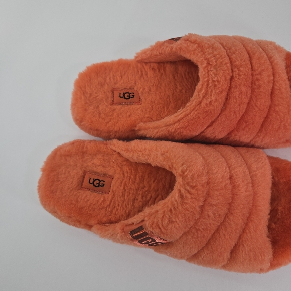 UGG slippers - Picture 3 of 13